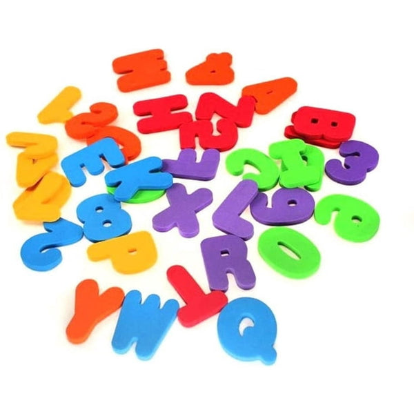 Floating alphabet and number bath toys detail