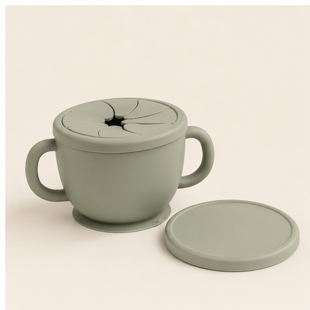Silicone Snack Cup with Spill-Resistant Lid — studio view
